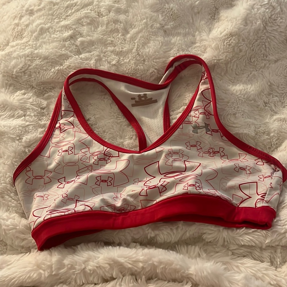 Under armour sports bra size small